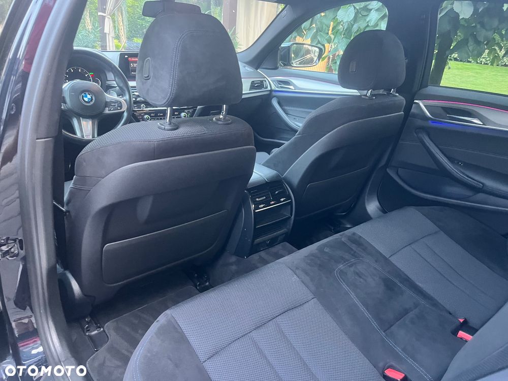 BMW Seria 5 520d xDrive M Sport sport - 27