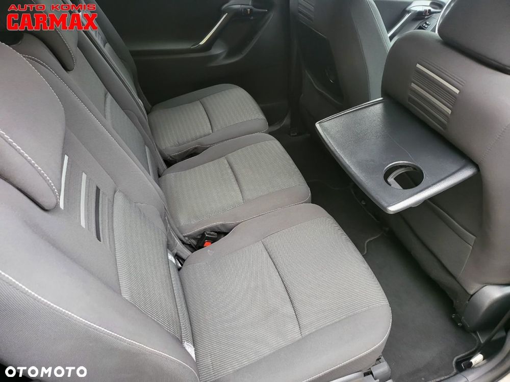 Toyota Verso - 30