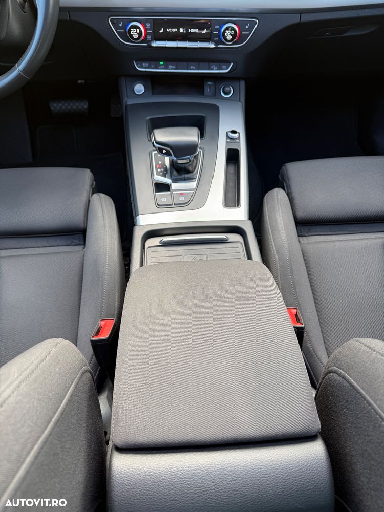 Audi Q5 50 TFSI e quattro S tronic design - 32