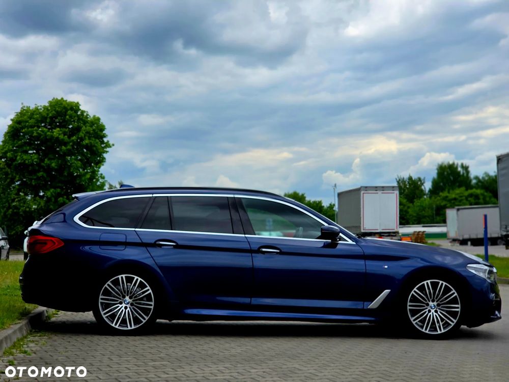 BMW Seria 5 520d M Sport Edition - 9