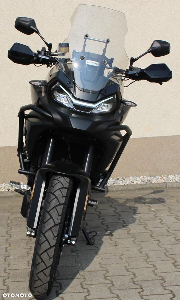 CFMoto 700MT - 4