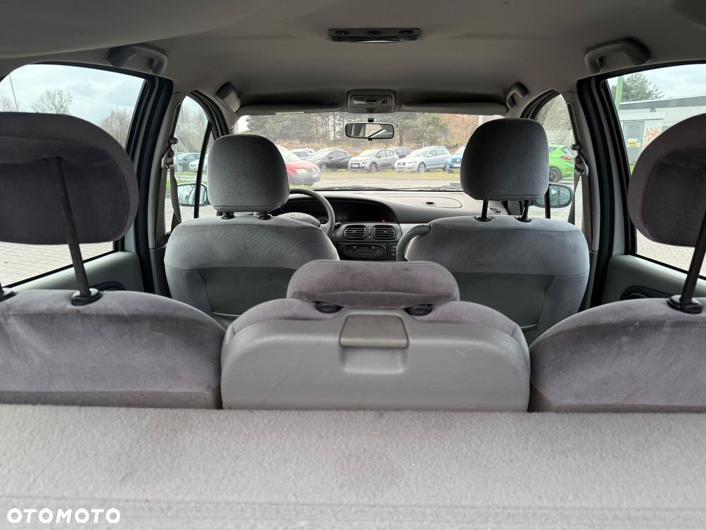 Renault Scenic 1.6 16V Authentique - 21