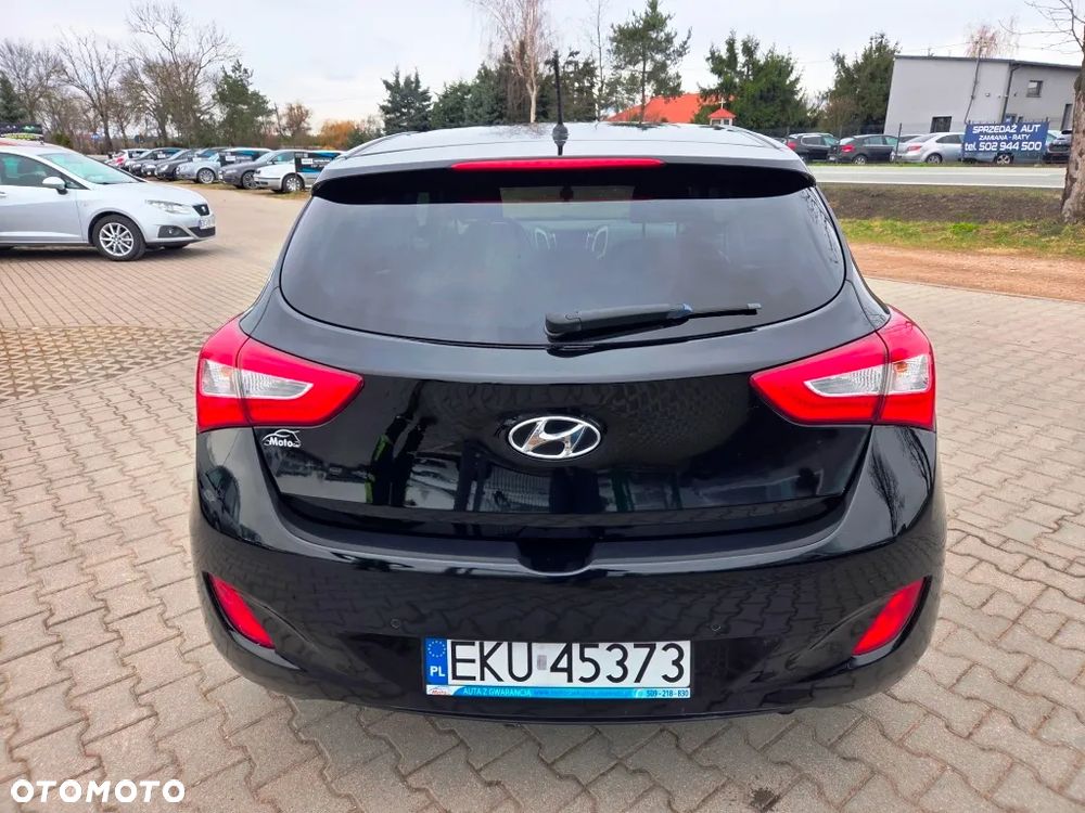 Hyundai i30 1.6 GDI Comfort - 10