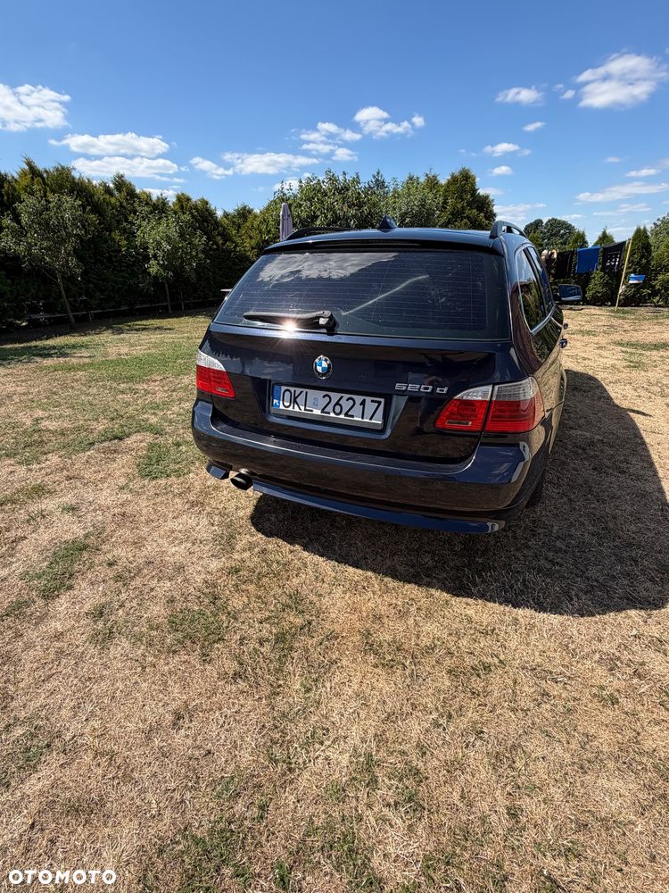 BMW Seria 5 520d - 3