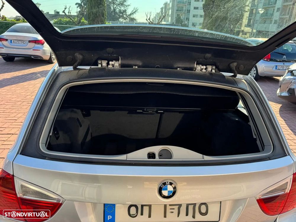 BMW 318 d Blue Performance - 14