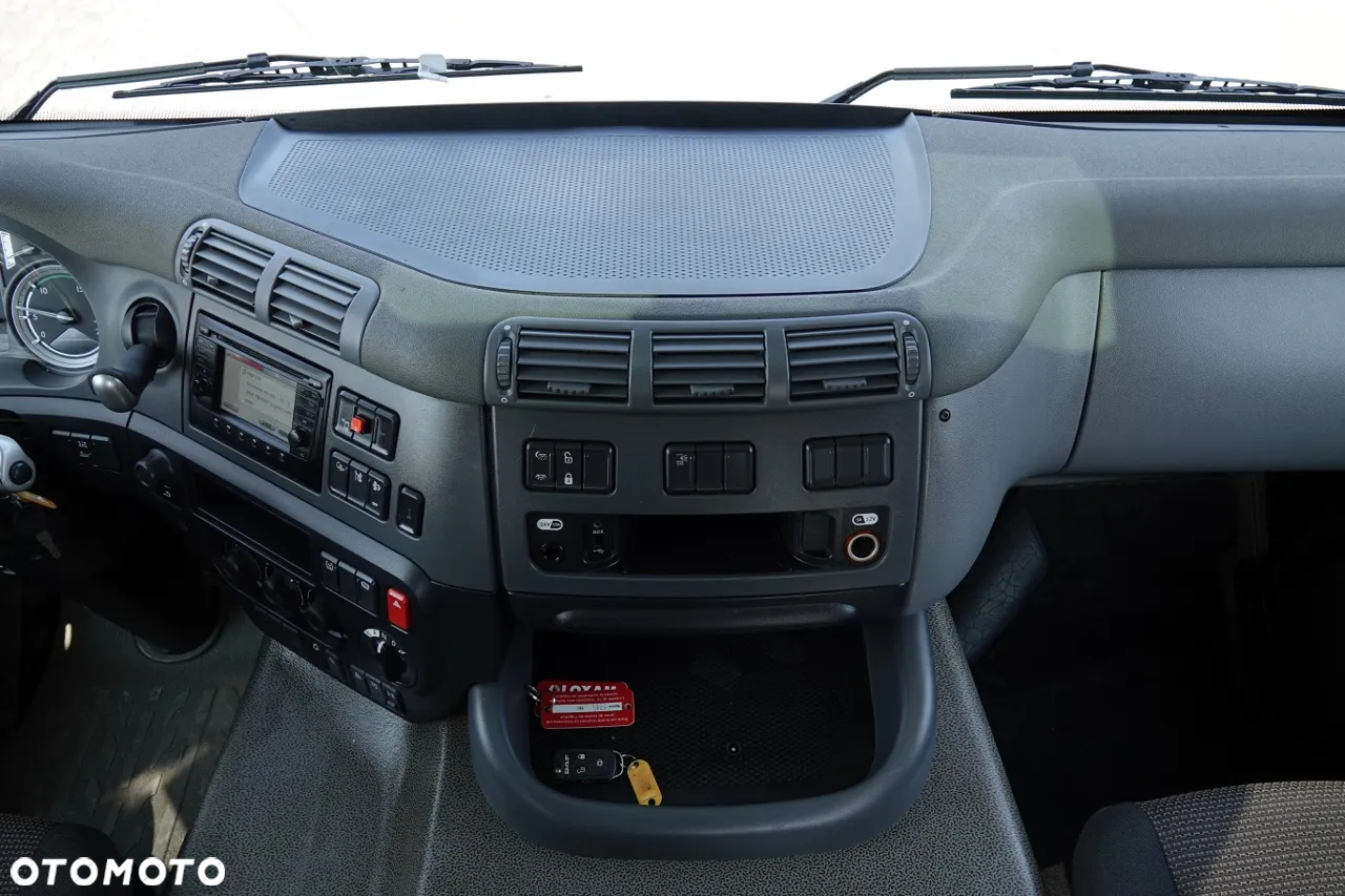 DAF CF 460 / 8x2/  LAWETA / PLATFORMA / NAJAZDY HYDRAULICZNE / WYCIĄGARKA / oś skrętna i podnoszona / EURO 6 - 33