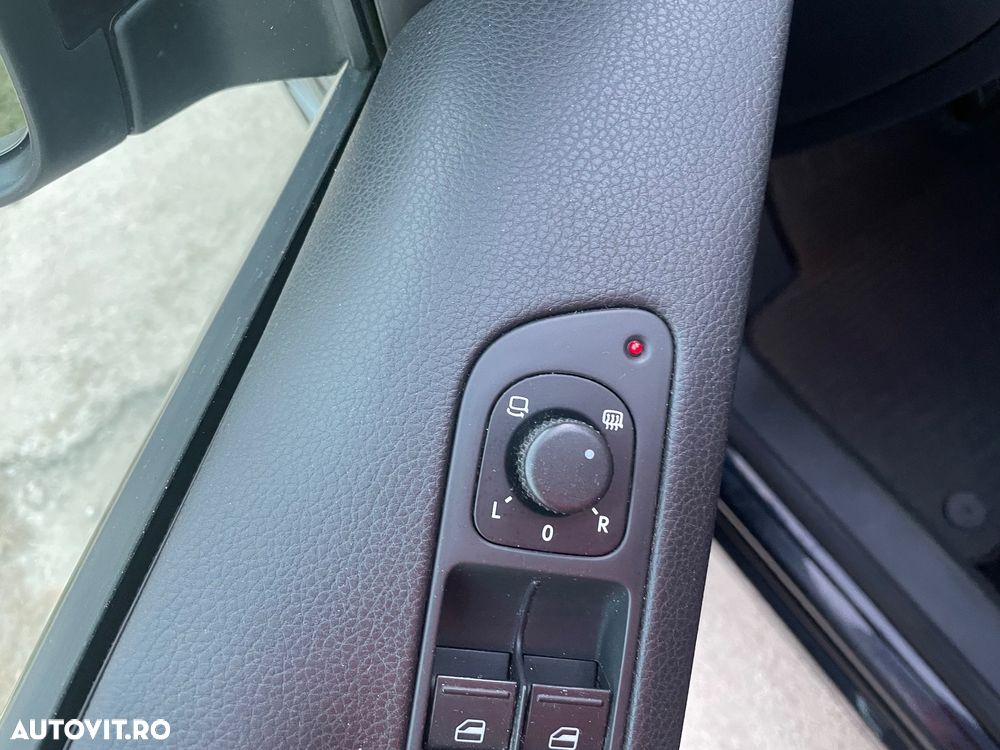 Volkswagen Tiguan - 23