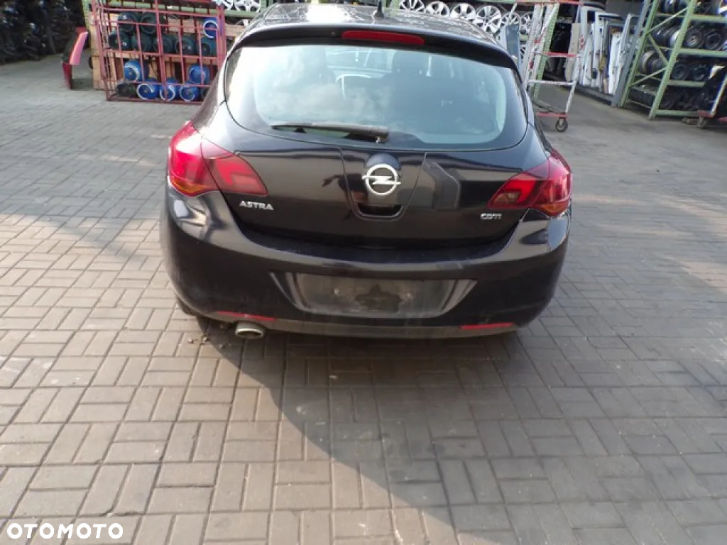 Części - Opel Astra 4 IV J 2.0 CDTI 5D HB 10R - 4