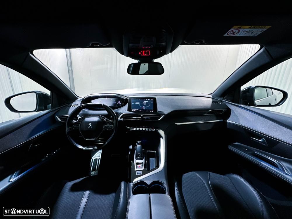 Peugeot 3008 1.6 PureTech GT EAT8 - 11