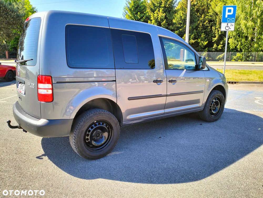 Volkswagen Caddy 2.0 TDI Comfortline 4Motion - 25