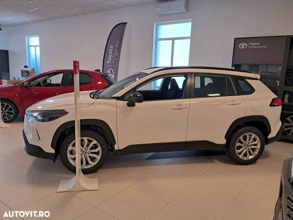 Toyota Corolla - 4