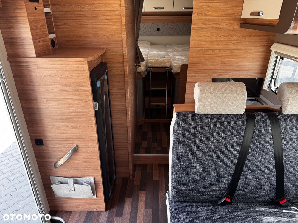 Weinsberg CaraSuite 700 ME FIAT - 16