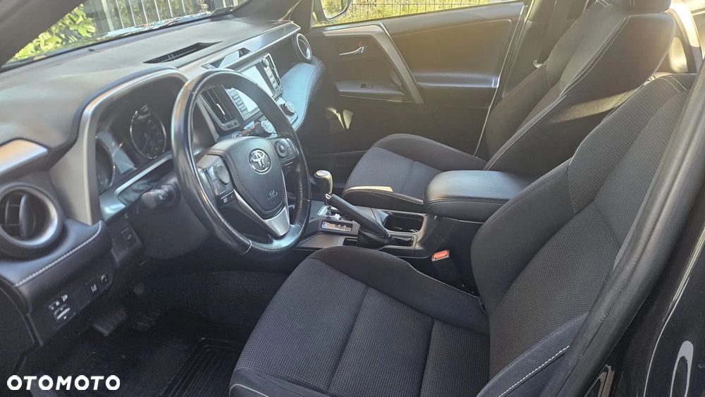 Toyota RAV4 Hybrid Premium 4x4 - 16