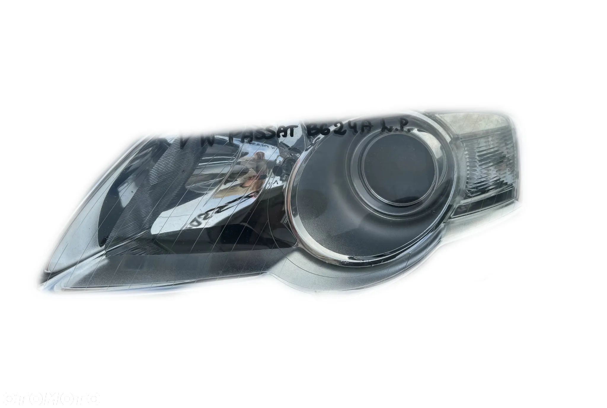 VW PASSAT B6 LAMPA LEWY PRZÓD LEWA PRZEDNIA - 1