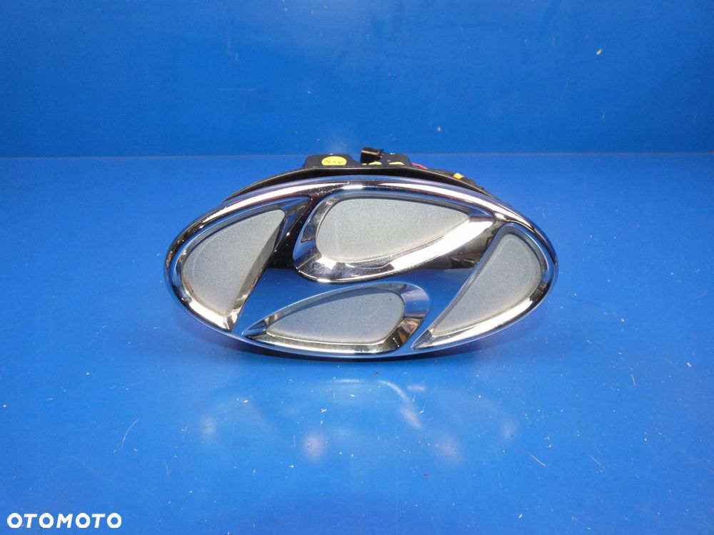 HYUNDAI I30 II HB KAMERA COFANIA ZNACZEK KLAPY TYŁ PRZYCISK OTWIERANIA - 1