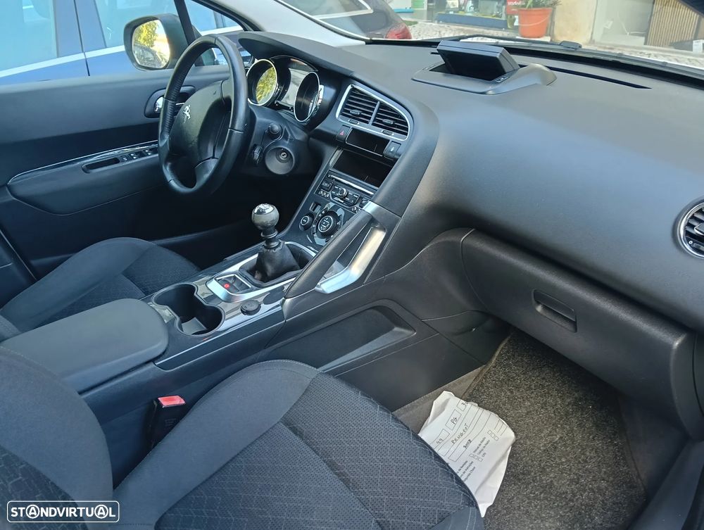 Peugeot 3008 1.6 HDi Allure - 10