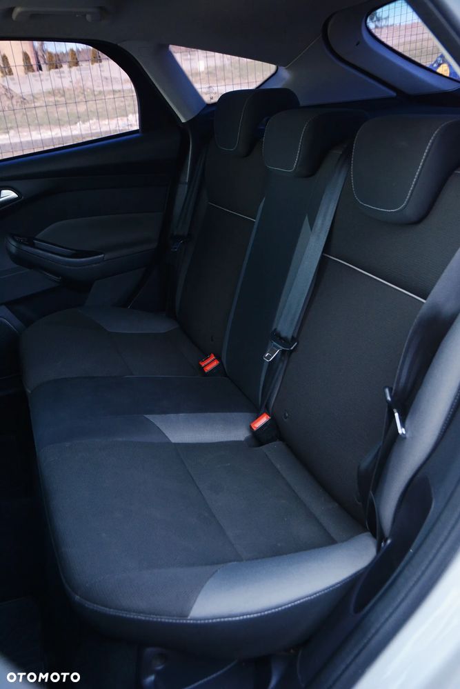 Ford Focus - 19