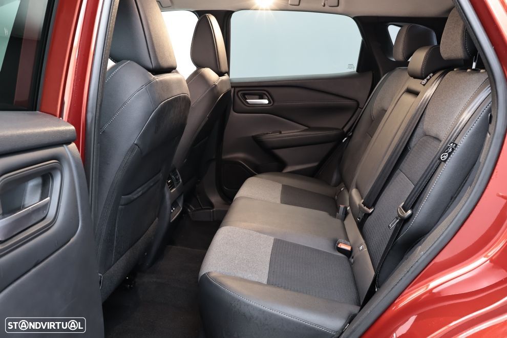 Nissan Qashqai 1.3 DIG-T MHEV Xtronic N-Connecta - 27