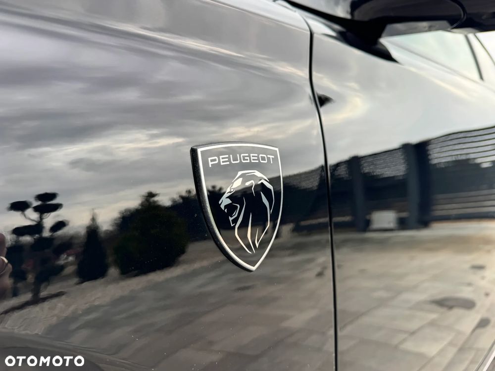 Peugeot 308 1.2 PureTech GT Pack S&S EAT8 - 22