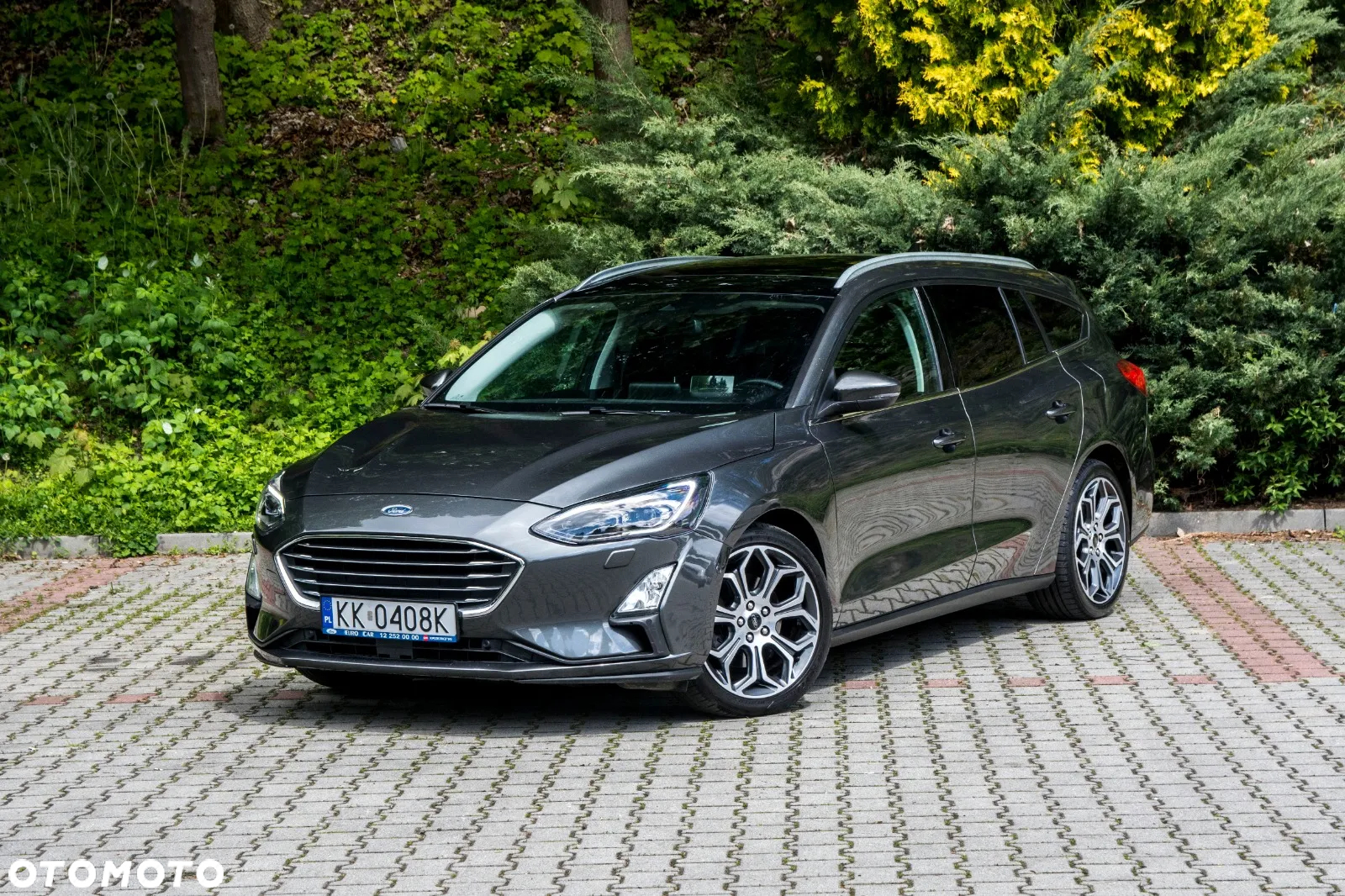 Ford Focus 2.0 TDCi ST-2 PowerShift - 2