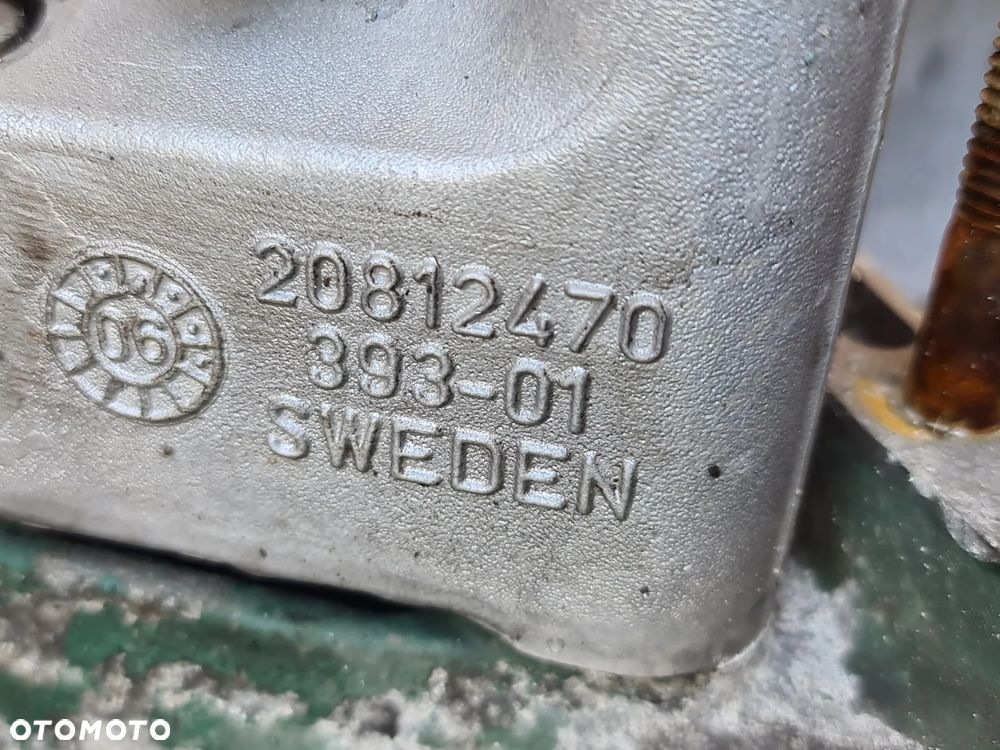 Obudowa sprzęgła koła zamachowego VOLVO D9 - 4