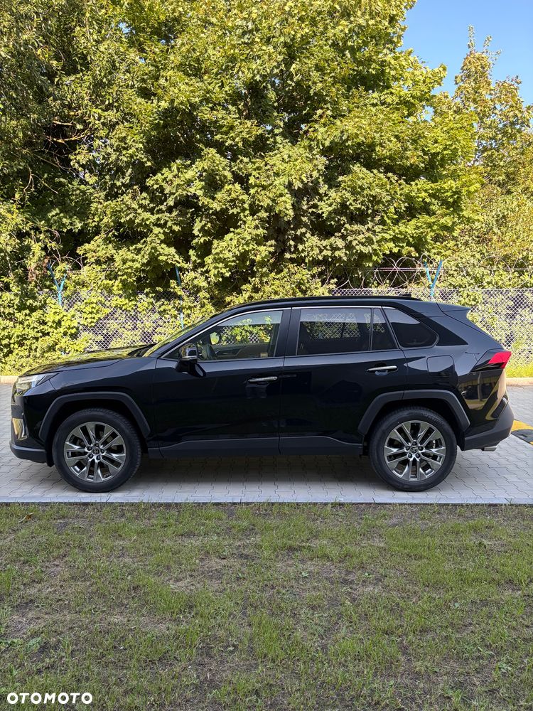 Toyota RAV4 - 4