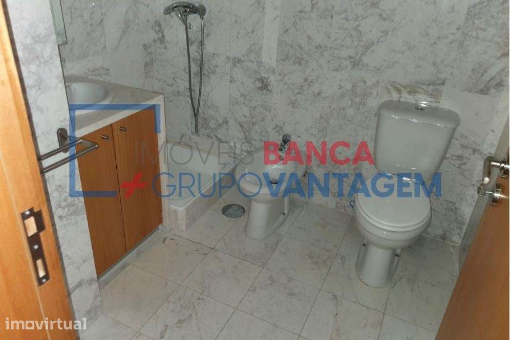Apartamento, para venda, Vila Nova de Gaia - Oliveira do Douro - Grande imagem: 4/13