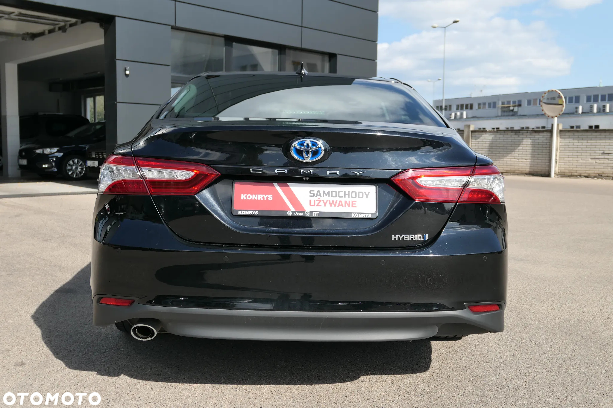 Toyota Camry - 8