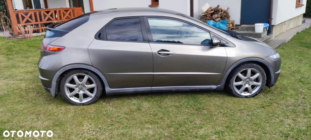 Honda Civic 1.8 Comfort - 8