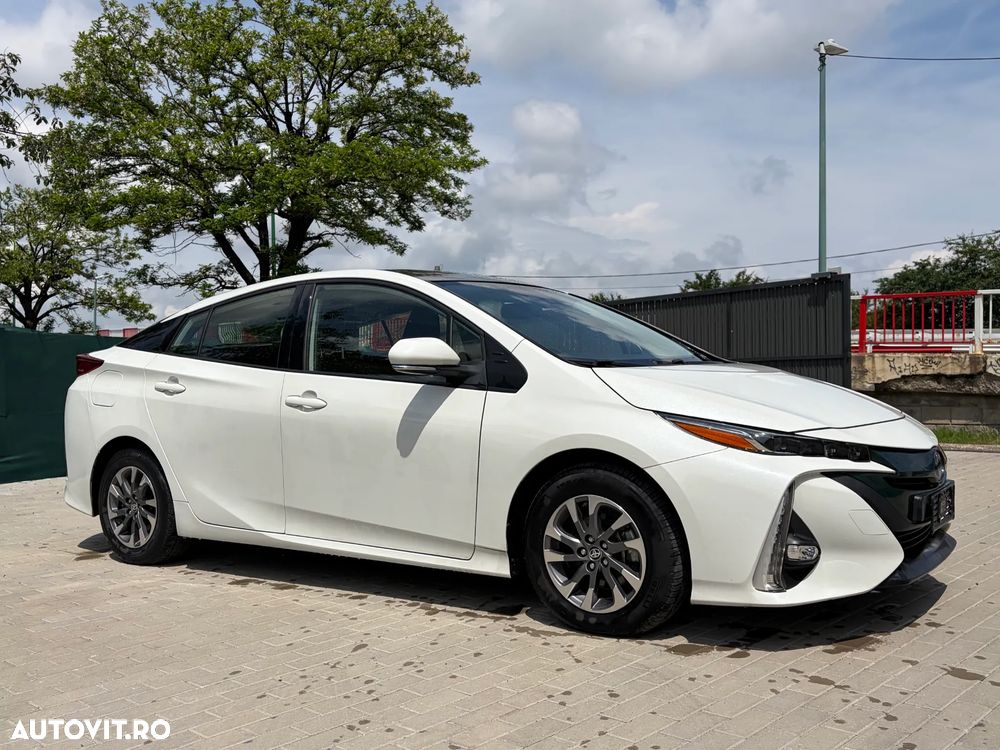 Toyota Prius - 15