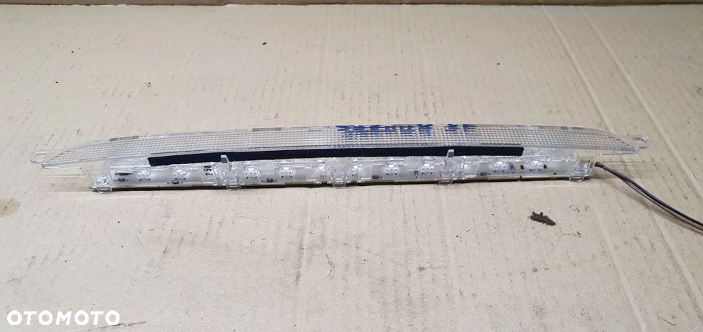 Trzecie światło stop Jaguar XF X250 - 3