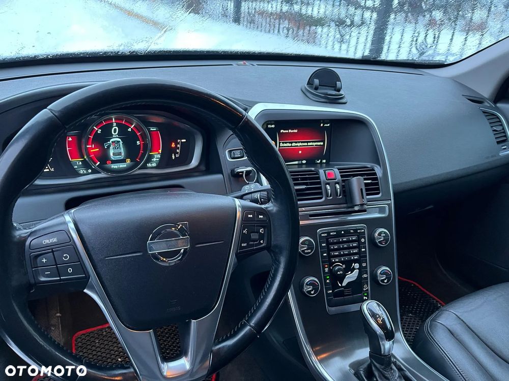 Volvo XC 60 D4 AWD Summum - 13