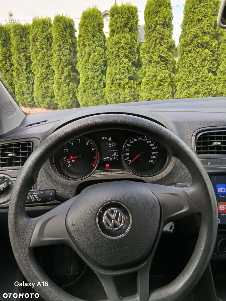 Volkswagen Polo - 13