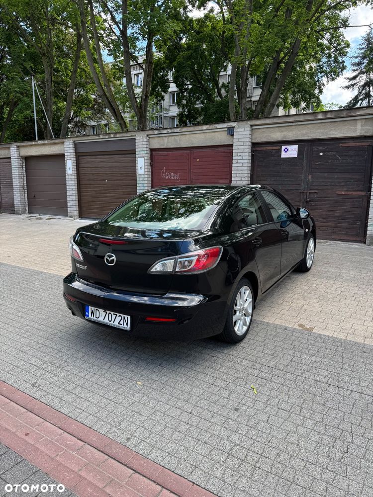 Mazda 3 - 8