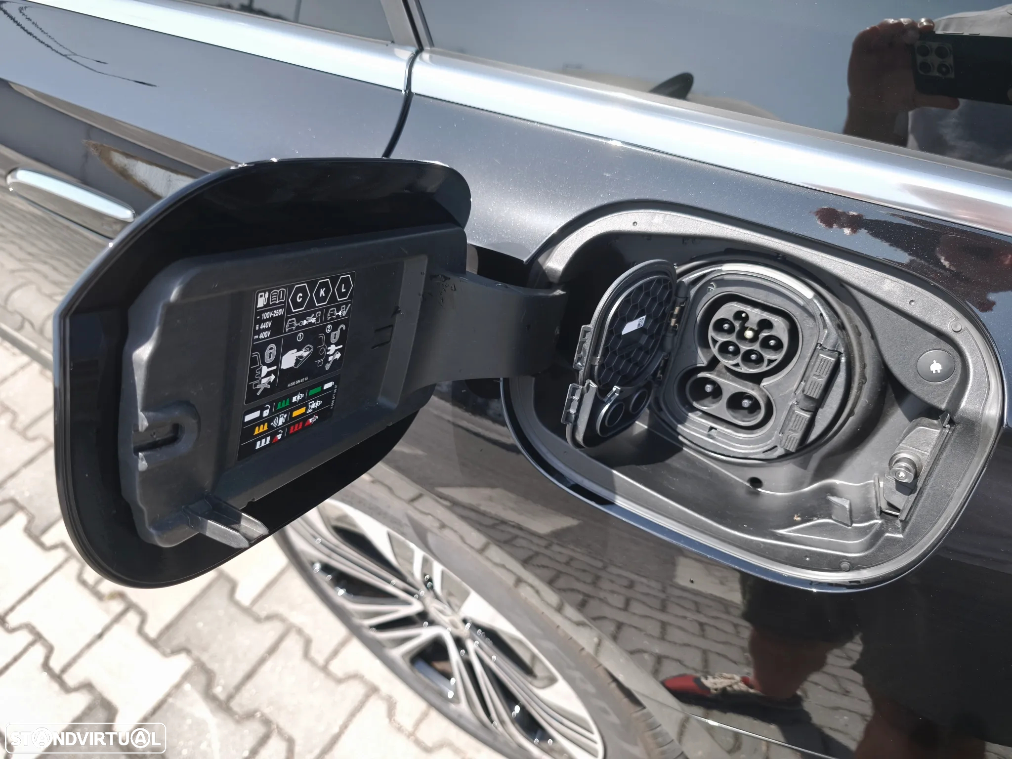Mercedes-Benz E 300 de Avantgarde - 35