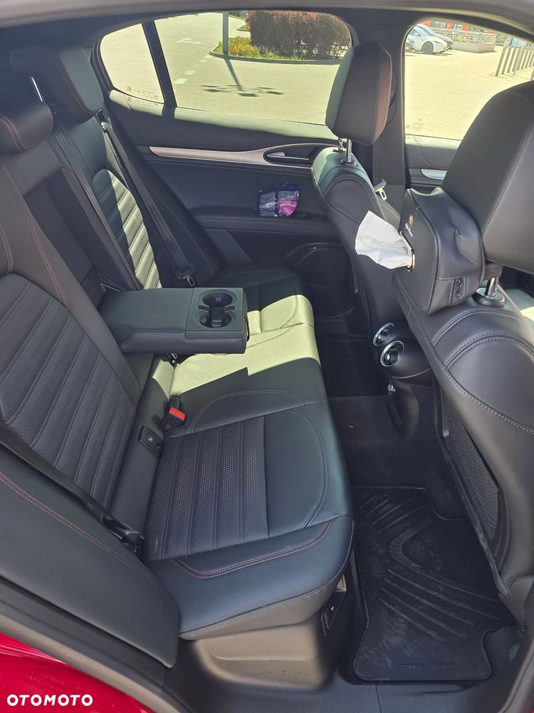 Alfa Romeo Stelvio 2.0 Turbo Tributo Italiano Q4 - 4