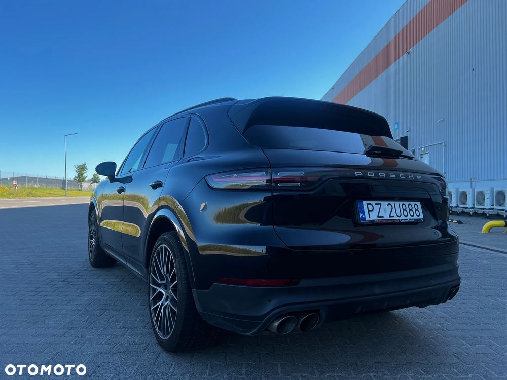 Porsche Cayenne S - 10
