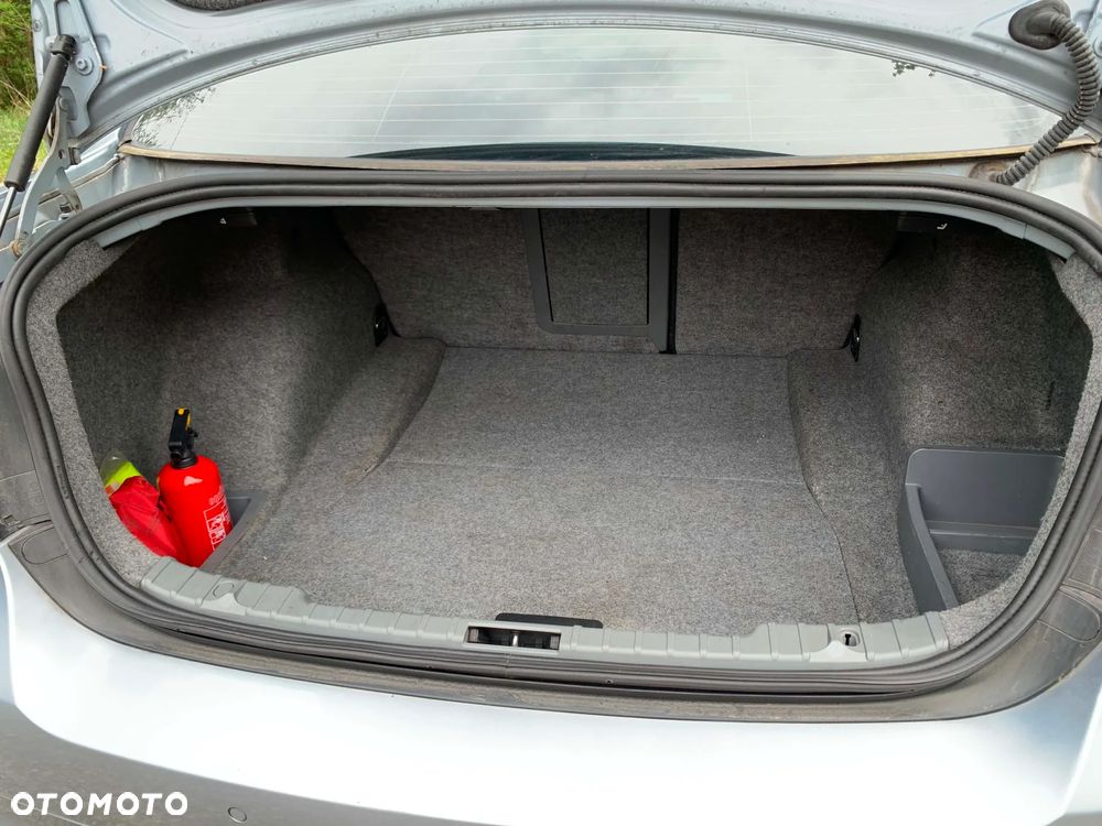 BMW Seria 3 316d - 14