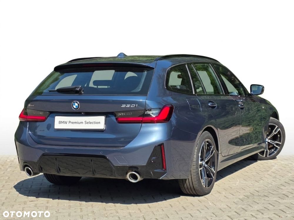 BMW Seria 3 330i xDrive M Sport sport - 9