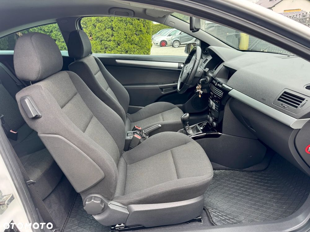 Opel Astra 1.6 Edition 111 Jahre - 33