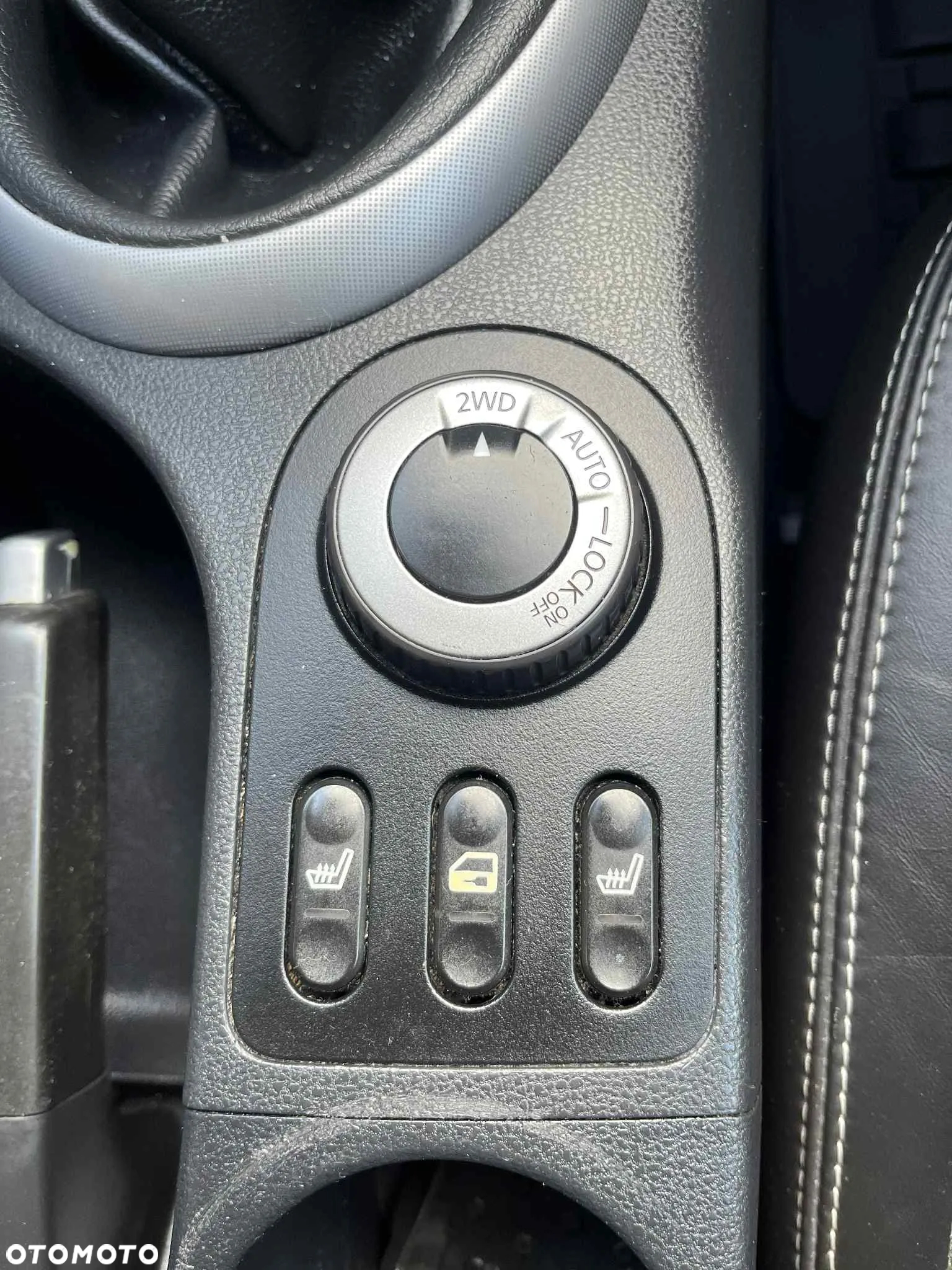 Nissan Qashqai 2.0 4x4 tekna - 10