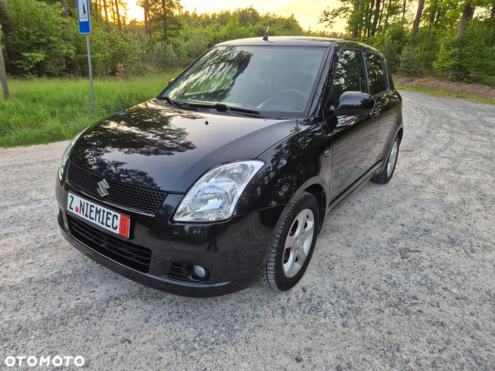 Suzuki Swift - 1