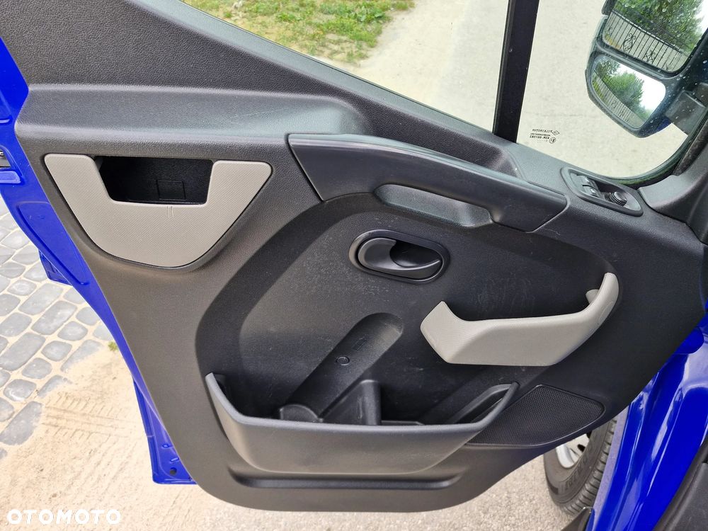 Renault Master - 15