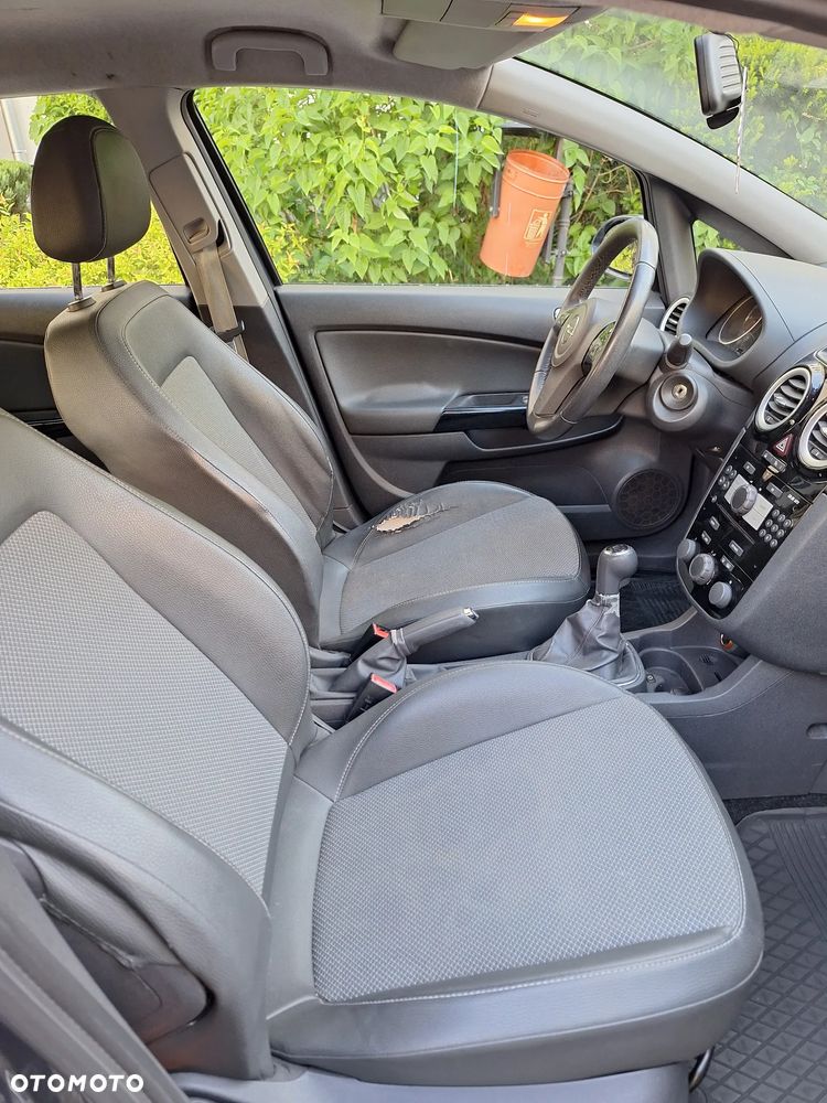 Opel Corsa 1.3 CDTI Enjoy - 19