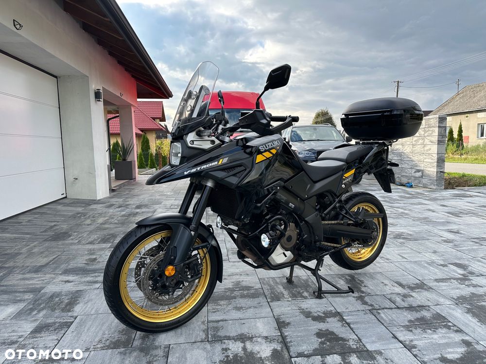 Suzuki V-STROM - 20