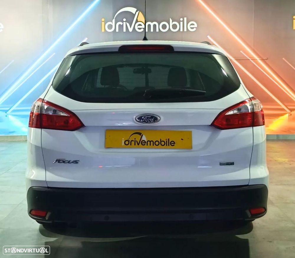Ford Focus 1.0 EcoBoost Business - 11