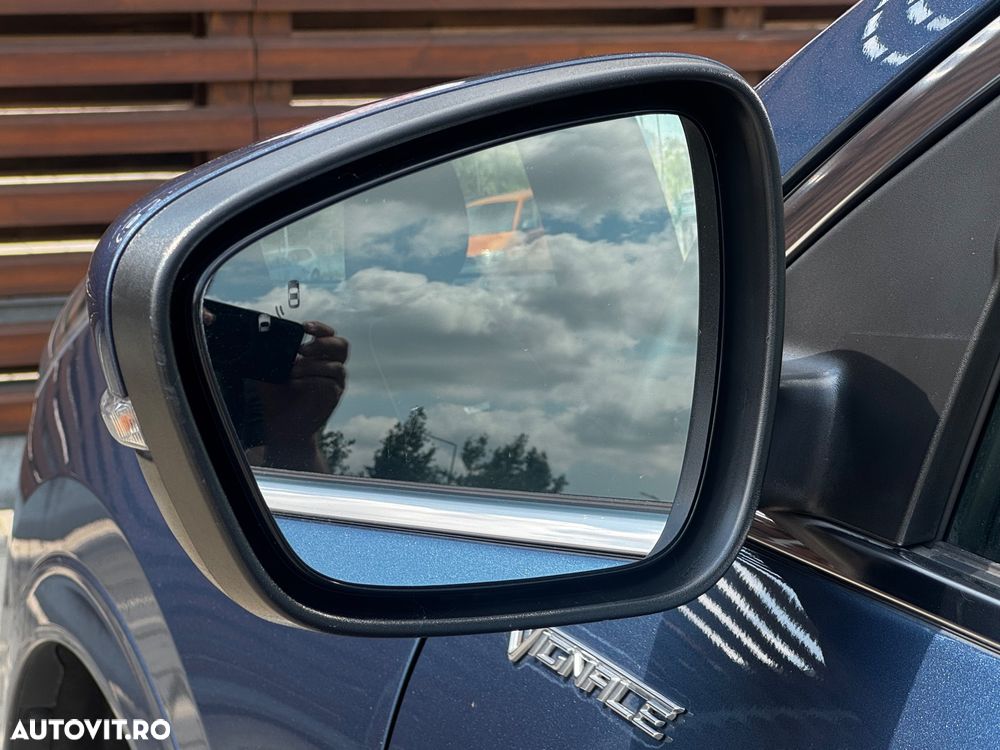 Ford Kuga 2.5 Duratec FWD FHEV ST-Line X - 24