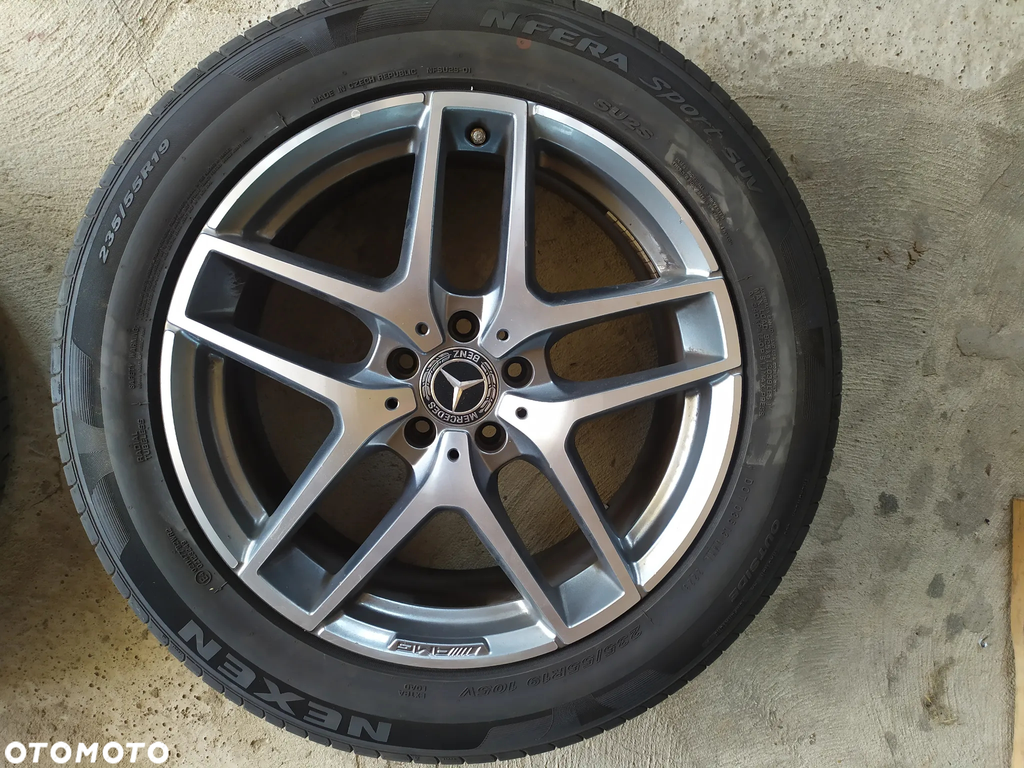 Oryginalne koła AMG z oponami R19 - 5