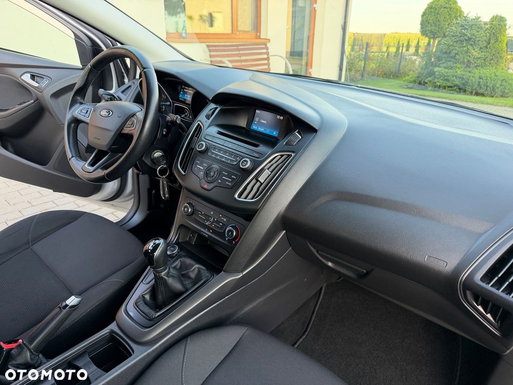 Ford Focus - 8