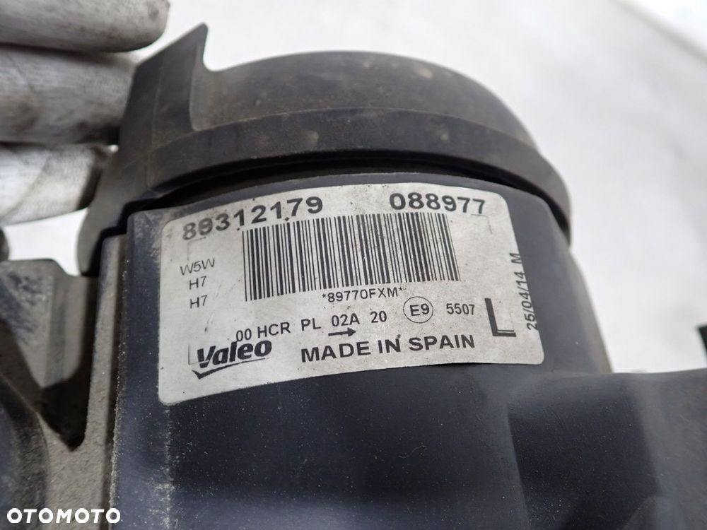 LAMPA LEWA PRZEDNIA VOLKSWAGEN PASSAT B6 - 8